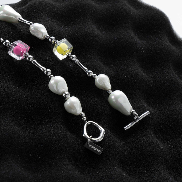 bump_up_Pearl_Necklace_Freeze_Pink_Yellow_Color_2